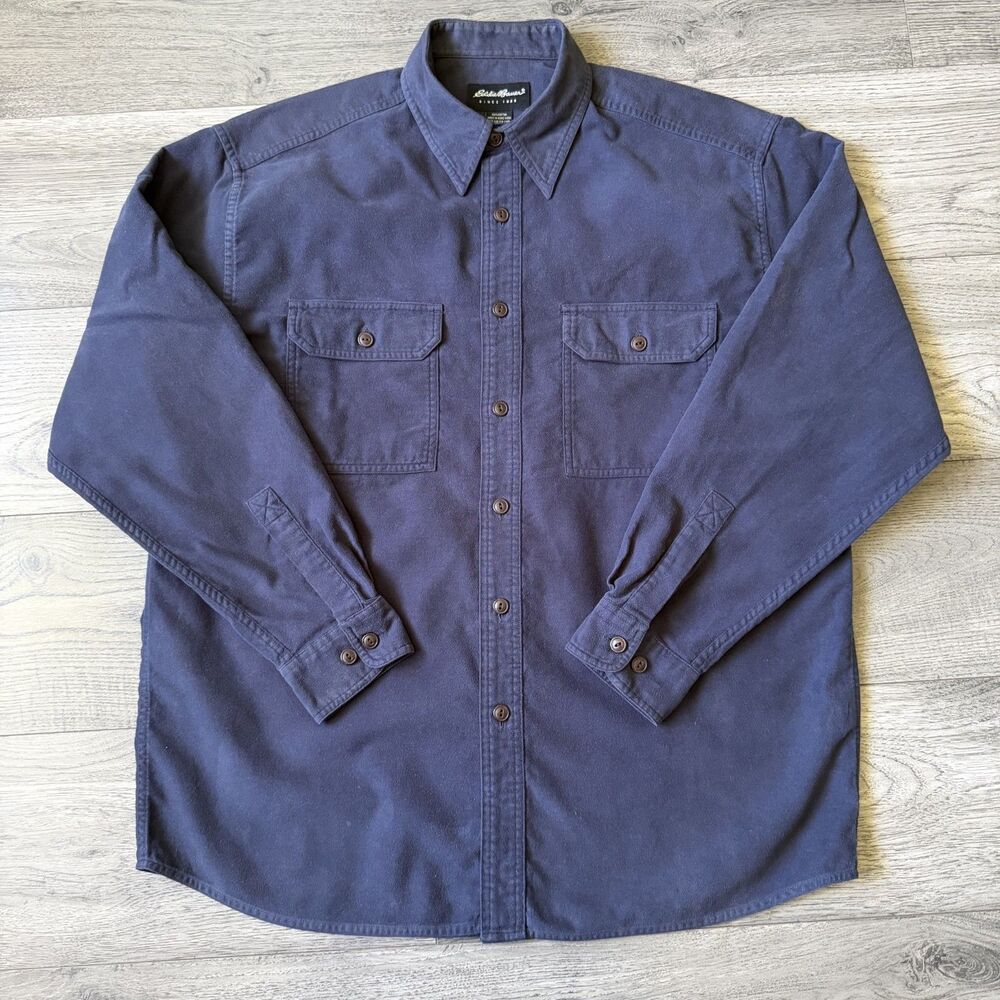 Eddie Bauer Classic Long Sleeve Casual Navy Button Down Shirt - Men’s Medium